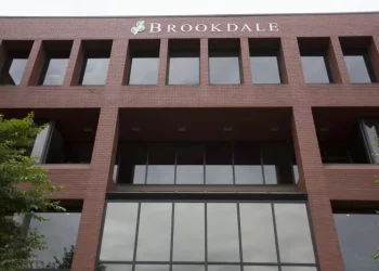 Brookdale Senior Residing plant weiteres Wachstum bei HealthPlus und verlängert Pachtvertrag mit Omega