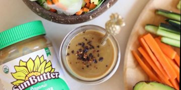 Feiern Sie den Sommer mit frischen Frühlingsrollen und SunButter-Satay-Dip