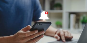 77 % der Verbraucher erwarten, dass Banken KI zur Betrugsbekämpfung einsetzen