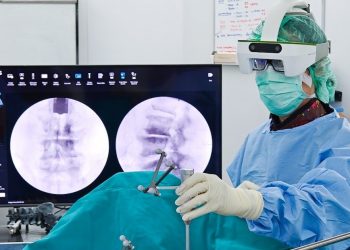 Thailändische Krankenhäuser nutzen Augmented Reality bei Wirbelsäulenoperationen und weiteren Untersuchungen
