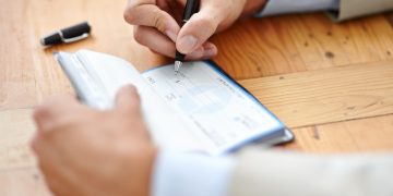 Featurespace und OrboGraph bekämpfen gemeinsam Scheckbetrug