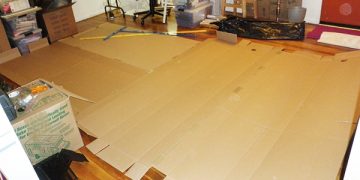 So verschieben Sie Möbel, ohne den Boden zu zerkratzen