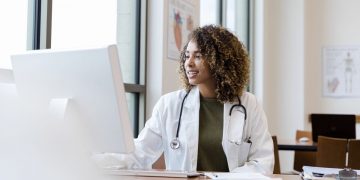 Was australische Allgemeinmediziner bedenken sollten, bevor sie KI-Schreiber einsetzen