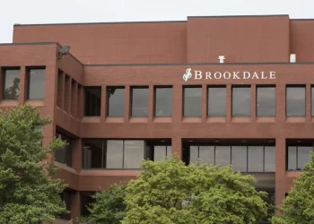 Brookdale Senior Residing kauft 41 verpachtete Wohnanlagen für 610 Millionen US-Greenback