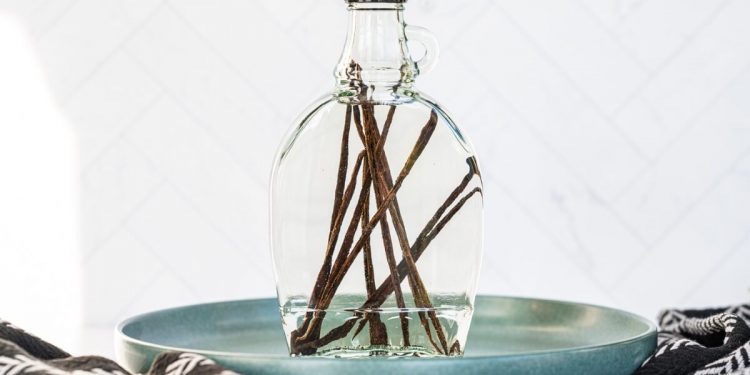 Wie man hausgemachten Vanilleextrakt herstellt