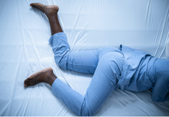 Unruhige Beine führen zu unruhigen Nächten