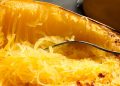 Wie man Spaghettikürbis kocht
