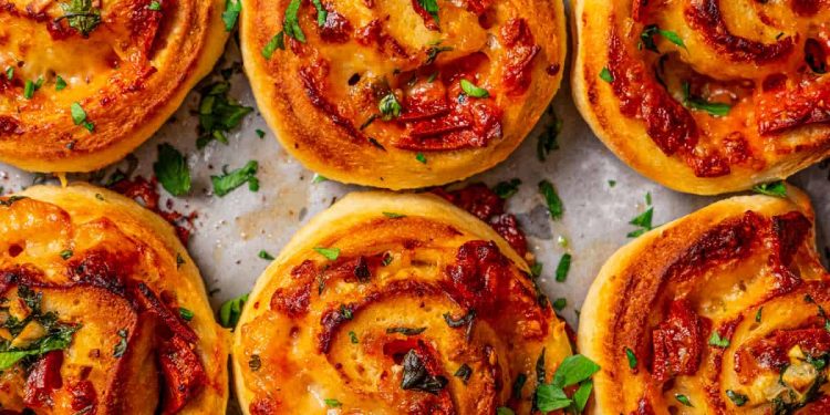 Pizzarollen | Diethood