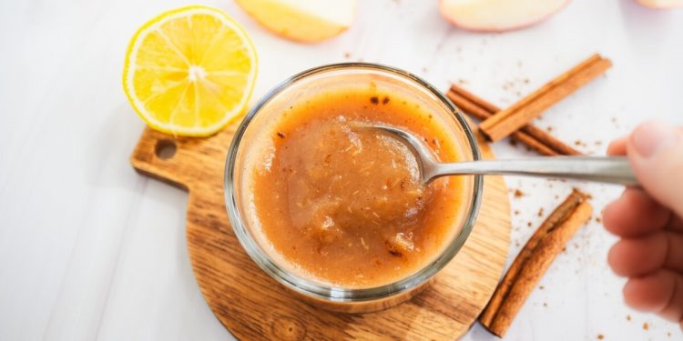 Einfaches hausgemachtes Apfelmus-Rezept