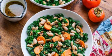 Mediterraner weißer Bohnensalat mit Kakis