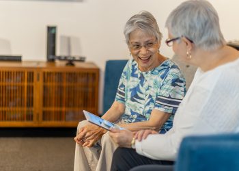 Angie Cunningham, Sesselreisende, Senior Planet Explorer