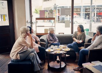 Lass uns darüber reden…..Was? – Senior Planet von AARP