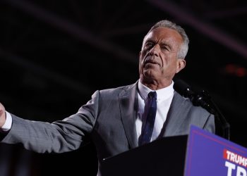 RFK Jr. sagt, Trump würde an Tag 1 Fluorid aus der Wasserversorgung nehmen: Schüsse