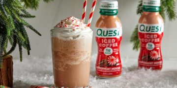 Quest-Rezept für heiße Schokolade mit Pfefferminz-Mokka