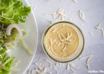 Hausgemachtes Caesar-Salat-Dressing (non-obligatory mit Milchprodukten)