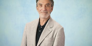Senior Planet spricht mit…Chuck Lorre