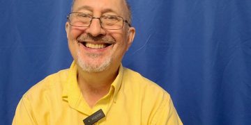 Inspirierende Geschichte: Phil Shapiro, 64, verbreitet Lernen und Freude