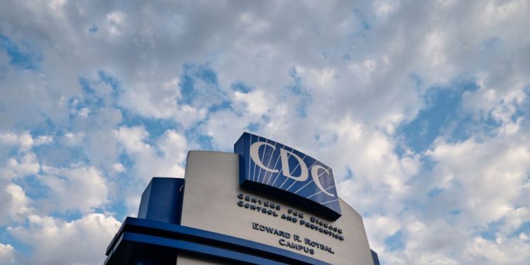 CDC fordert die Mitarbeiter auf, alle Arbeiten mit der Weltgesundheitsorganisation sofort zu beenden