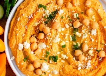 Buffalo Hummus | Diätassistent -Debbie -Gerichte