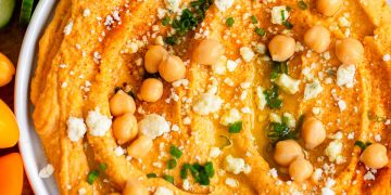 Buffalo Hummus | Diätassistent -Debbie -Gerichte