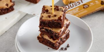 Rezept für Chocolate Chip Cookie Dough Brownies von Quest