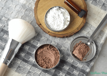 DIY-Trockenshampoo-Rezept für helles und dunkles Haar