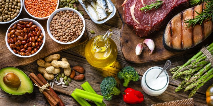 Egal ob Vegetarier oder Fleischesser. Der Schlüssel zur Darmgesundheit sind Pflanzen: Pictures