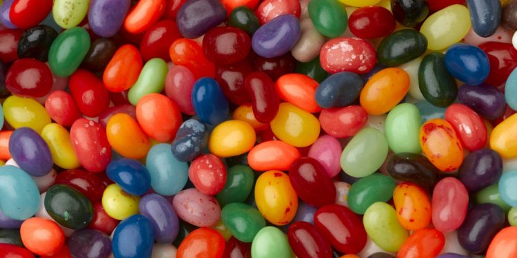 Der rote Farbstoff Nr. 3 ist verboten, aber was ist mit anderen Lebensmittelfarben? : Schüsse