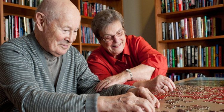 Die kognitiven Vorteile des lebenslangen Lernens für Senioren