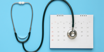 8 Möglichkeiten, um Ihr Warten auf einen Arzttermin zu verkürzen