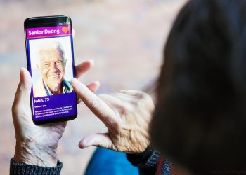 On-line -Datierung für Anfänger – Senior Planet von AARP