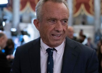 Prime US Well being Company macht den meisten Mitarbeitern ein Buyout -Angebot