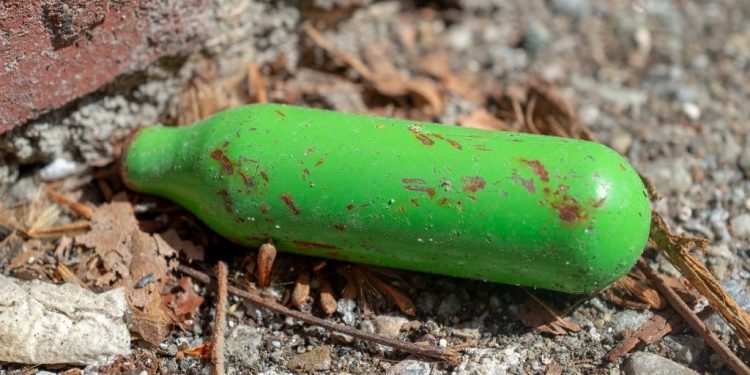 FDA -Probleme, die inmitten von Lachgasverletzungen warnt