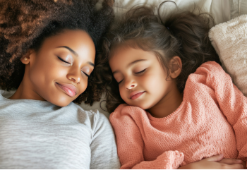 Die Hälfte der Eltern schlief mit ihrem Type zusammen, neue Umfrage ermittelt