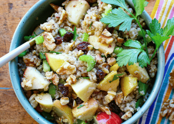 Quinoa Apple Waldorf Salat – Sharon Palmer, die pflanzliche Ernährungsberaterin, die angetrieben wird