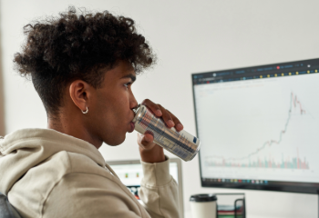 Koffeinenergieprodukte und Kinder: Ein Risiko für Schlaf und Gesundheit