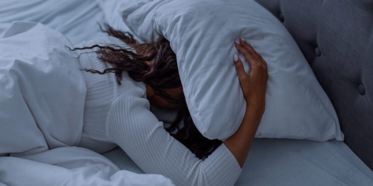 Wie Ayurvedas Doshas Ihre Schlafgewohnheiten mit Lissa Coffey & Mary Helen Rogers (Catching Zzz's Podcast -Episode) beeinflussen – Higher Sleep Council