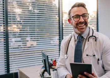 EKO Well being erweitert die digitale Stethoskop -Plattform auf den britischen Markt