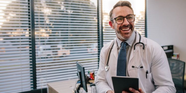 EKO Well being erweitert die digitale Stethoskop -Plattform auf den britischen Markt