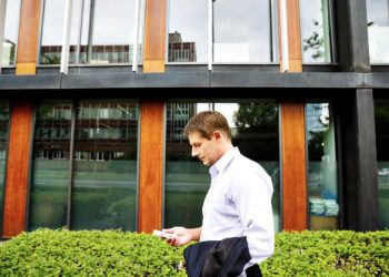 Verwendung von Cisco Controllern, um die finanziellen regulatorischen Anforderungen zu erfüllen