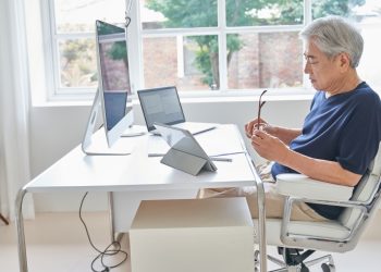 Die Mannhöhle auf … digitale Überlastung