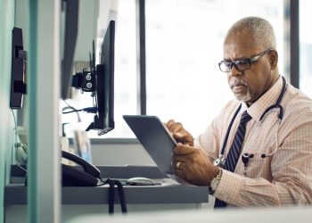 OpenAI enthüllt HealthBench, um die Sicherheit der LLMs im Gesundheitswesen zu bewerten