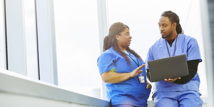 Layer Well being, White Plains Hospital Accomplice für die Berichterstattung über klinische Register