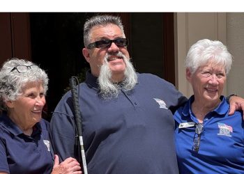 Holen Sie sich sozial – und ehren Sie unser militärisches Militär ein