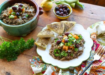 Foul Mudammas (Fava -Bohnen) – Sharon Palmer, die pflanzliche Ernährungsperson