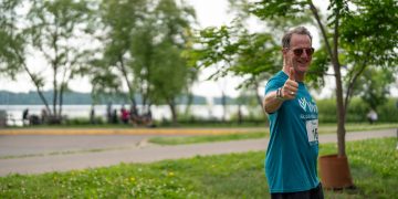 Der 20. jährliche Vivie Stroll & Run