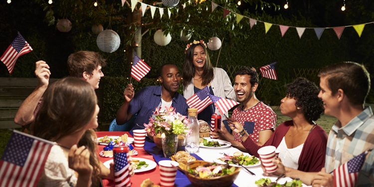 Was Sie über den Umzug im vierten Juli wissen sollten