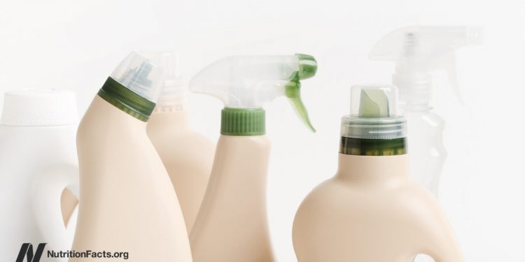 Reinigungsprodukte, Lufterfrischer und Lungenfunktion