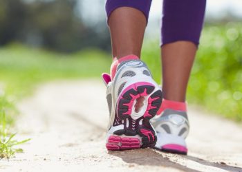 So maximieren Sie die gesundheitlichen Vorteile des Gehens