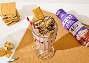 Quest S'Mores Schokoladenproteinmilchshake -Rezept